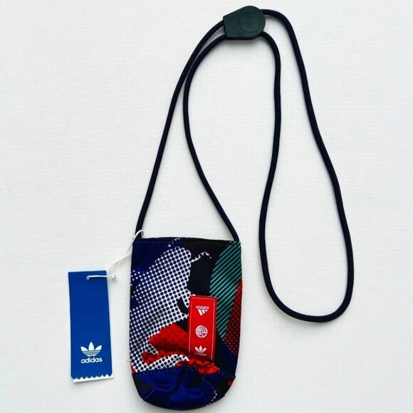 Adidas GT6661 Unisex Pouch Bag